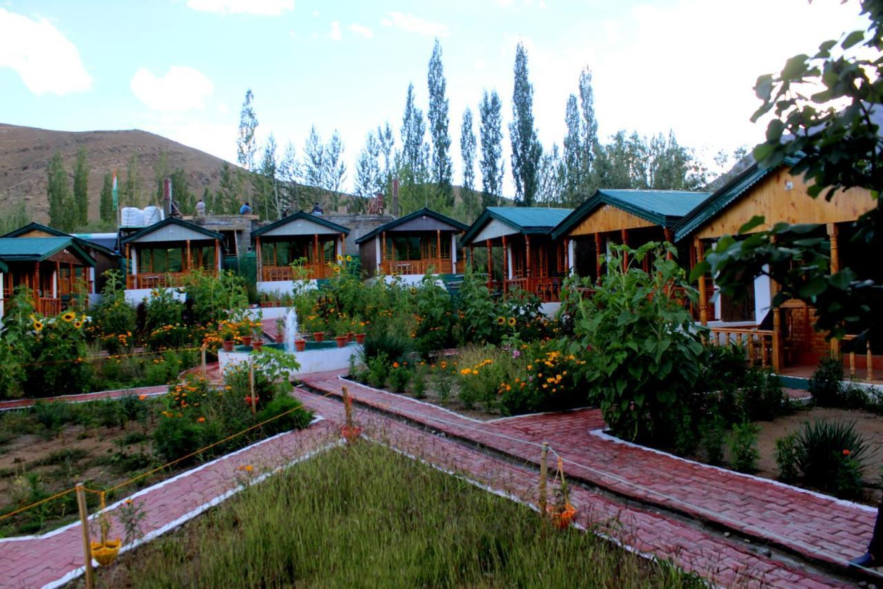 Rangyul Resort Kargil Exterior photo